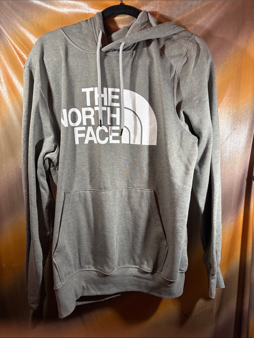 The North Face Gray Pullover Hoodie with White Logo. F3